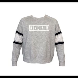 Nike sweatshirt crew neck